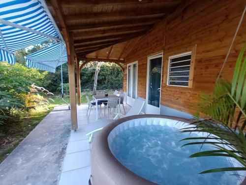 Villa Anse Maurice et SPA — 4-Star Luxury Hotel in Petit-Canal, Guadeloupe