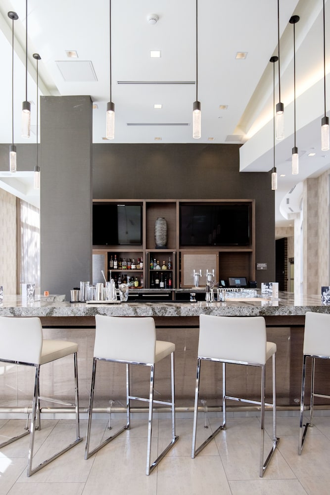 AC Hotel by Marriott Cincinnati at The Banks - photo 43