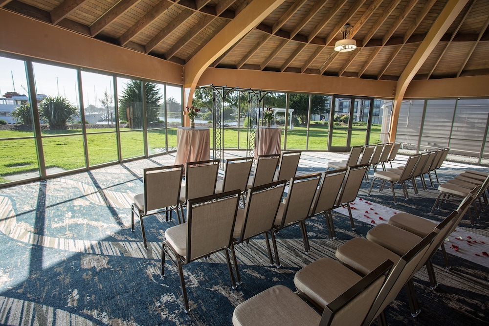 DoubleTree by Hilton Hotel Berkeley Marina - photo 81