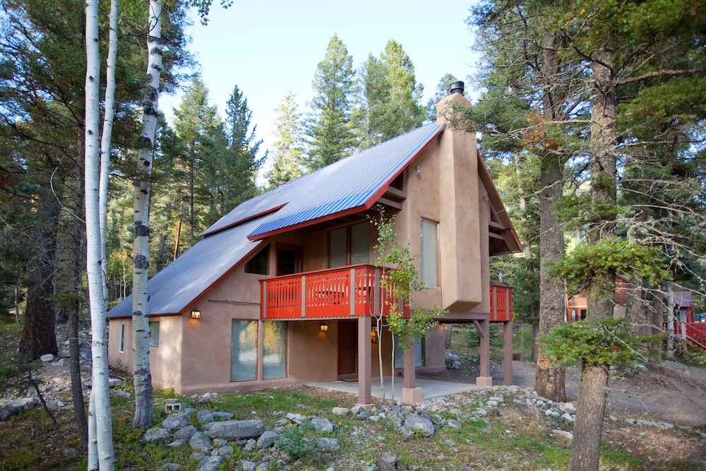 Cottam's Lodge by Alpine Village Suites - photo 30