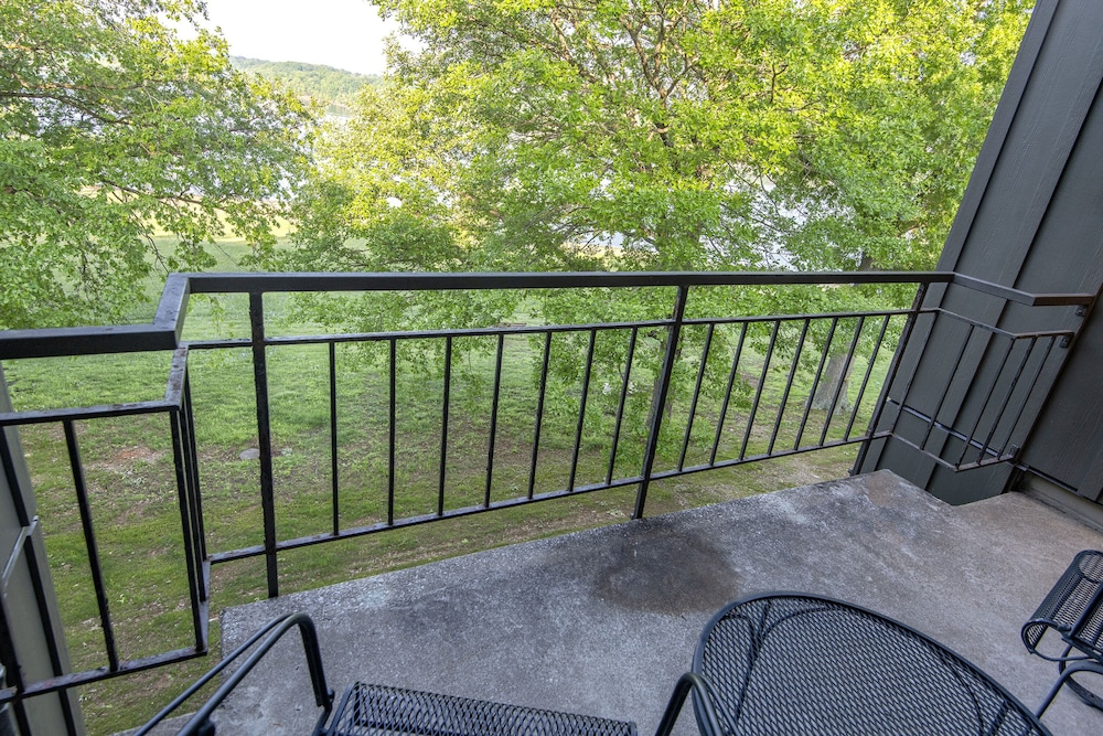 Barren River Lake State Resort Park - photo 20