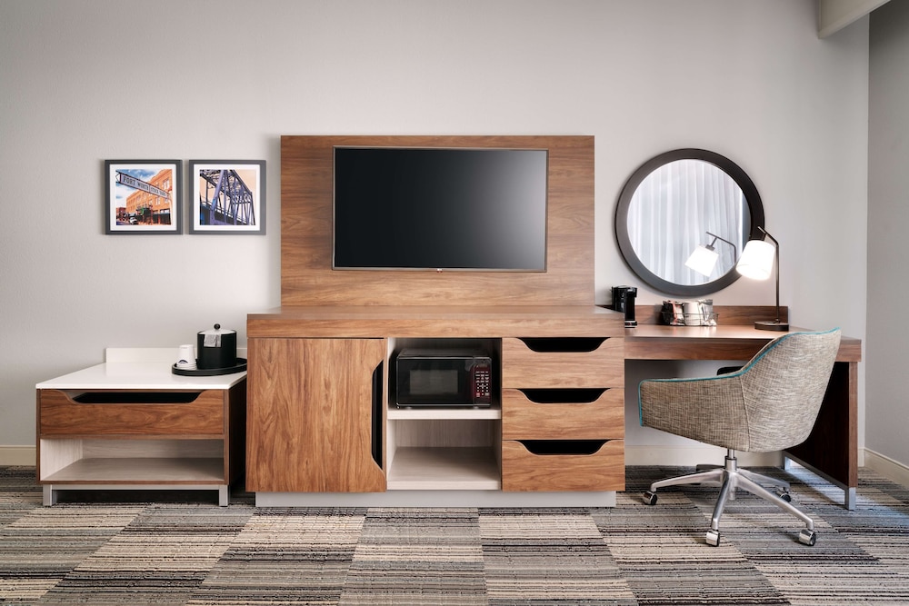 Hampton Inn & Suites Ft. Worth Burleson - photo 5