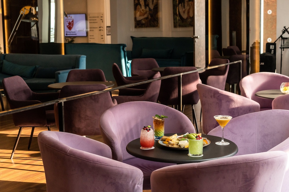 מזון ומשקאות