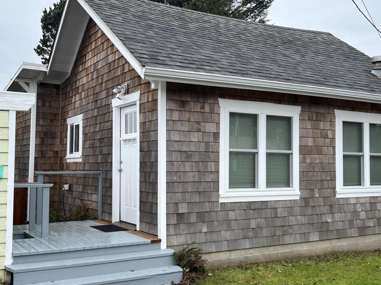 Mimi’s Hideaway in Newport, United States