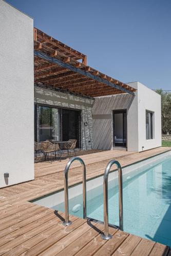 Nima Suites - carbon neutral hotel in Unknown City