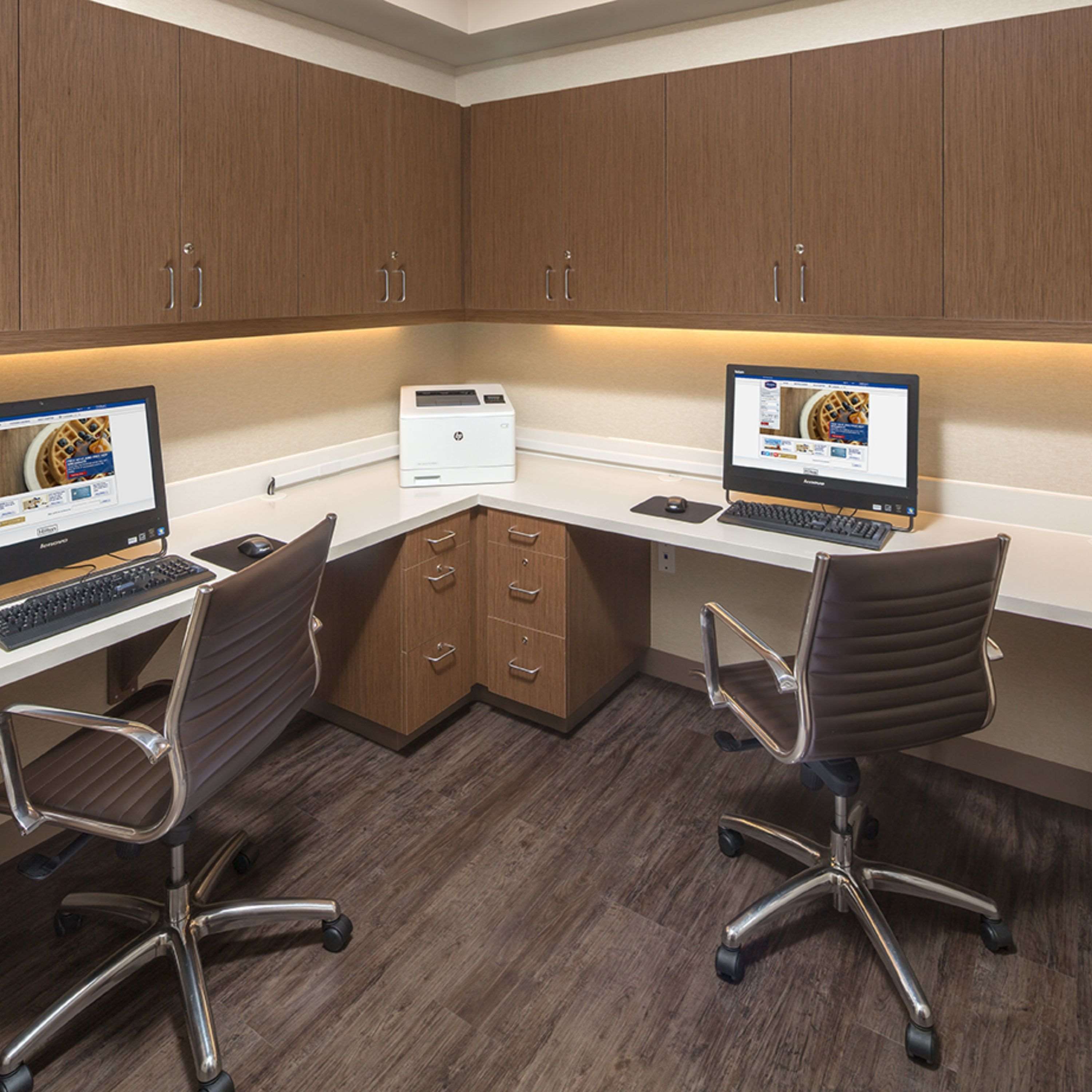 Hampton Inn & Suites Murrieta Temecula - photo 15