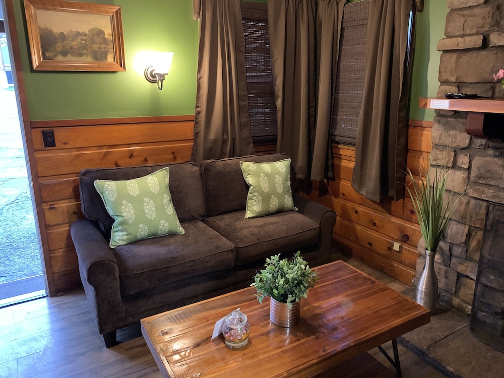 Grey Squirrel Resort - photo 104