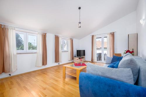 Apartment Ankica B4 2 with private parking place & WiFi — 4-Star Luxury Hotel in Tar, Croatia