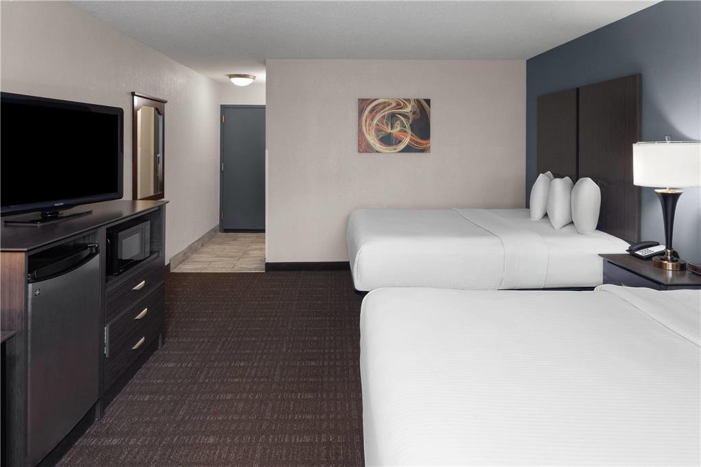 Baymont by Wyndham Chester IL - photo 21