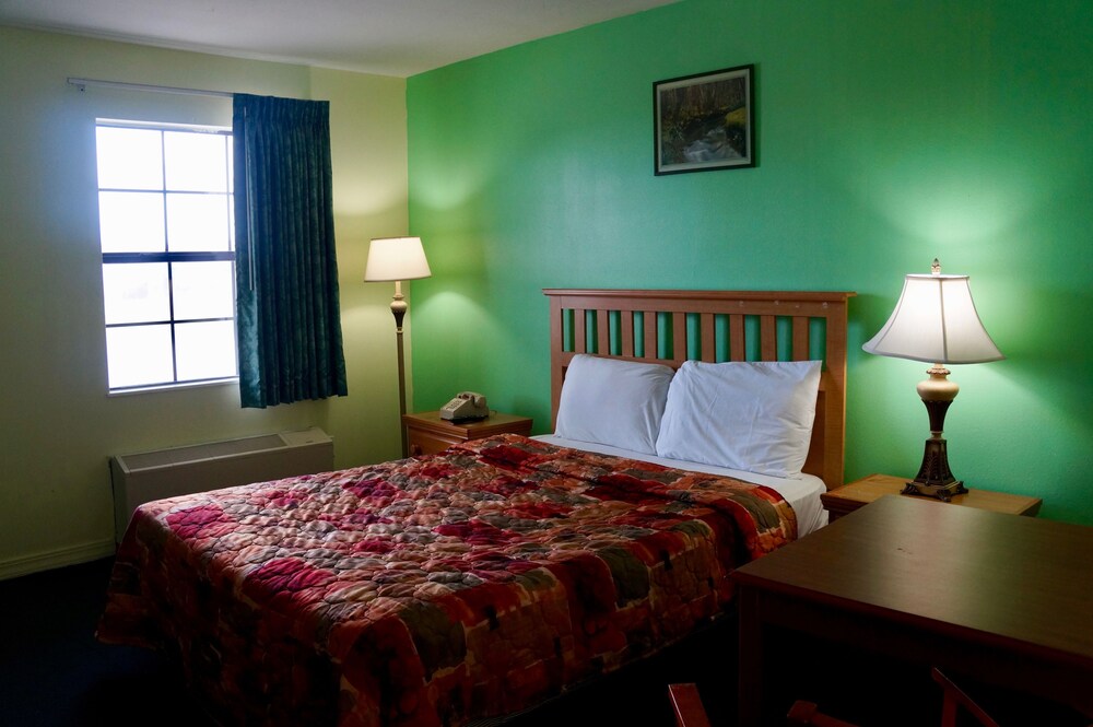 American Inn of Kinder - photo 12