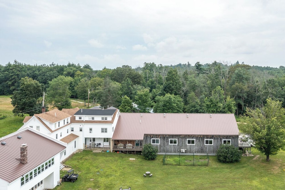 Lake Shore Farm Inn - photo 51