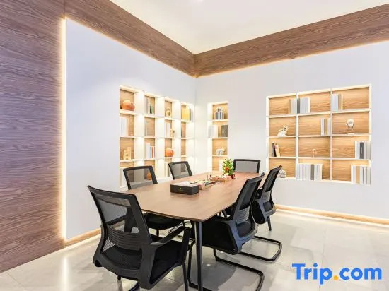 Rezen Longuu Hotel in Wuzhong, People's Republic of China