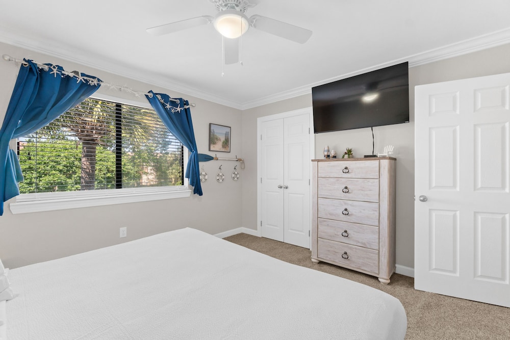 Portside Resort Pet Friendly Rentals by Panhandle Getaways - photo 8
