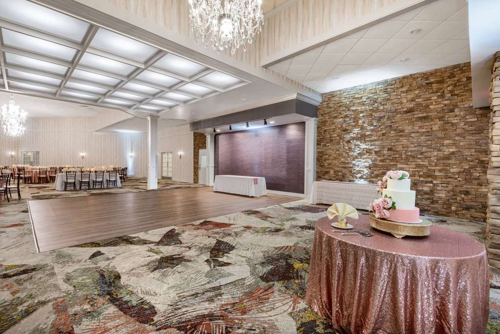 Wyndham Garden York - photo 23