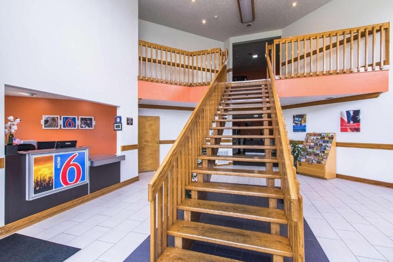Red Roof Inn Greencastle South Cloverdale - photo 4