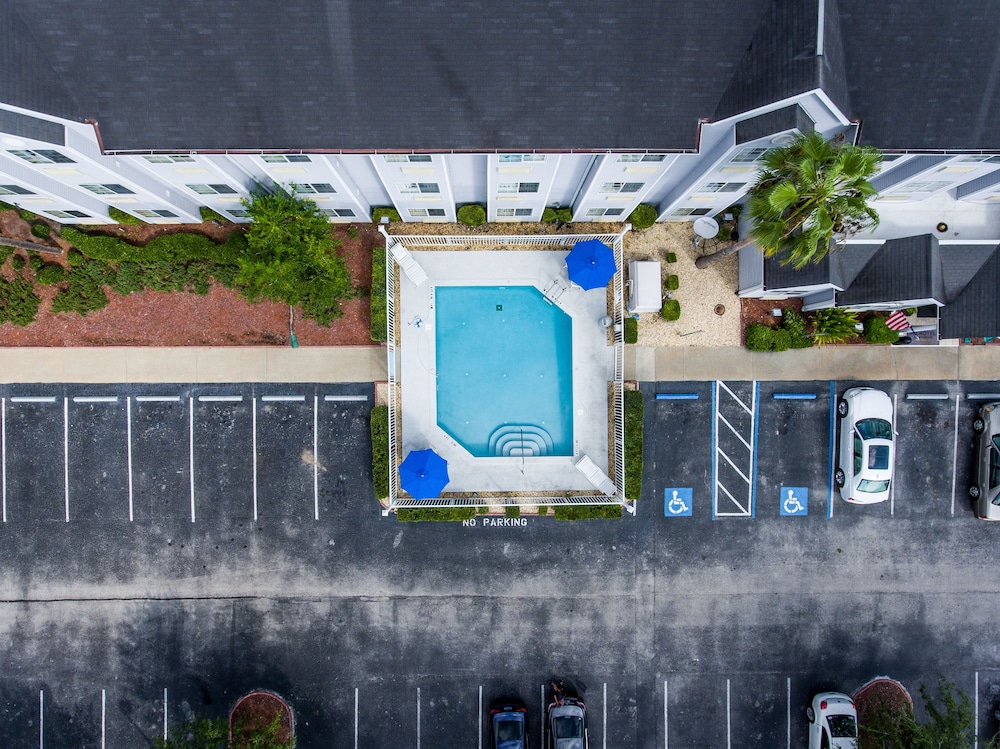 Microtel Inn & Suites by Wyndham Palm Coast I 95 - photo 26