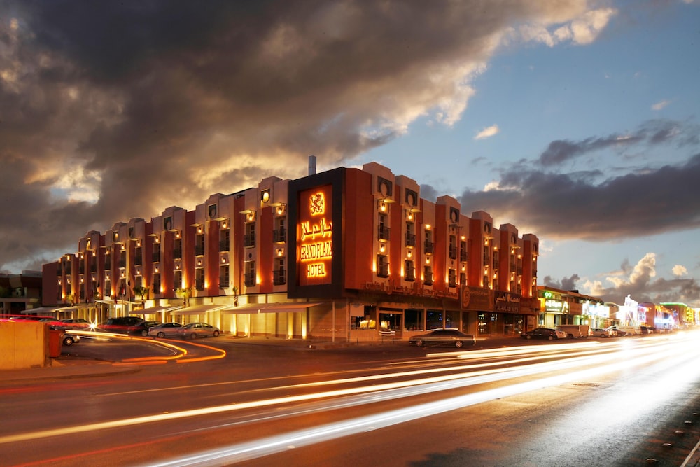 Grand Plaza Hotel Takhasosi Riyadh — Riyadh