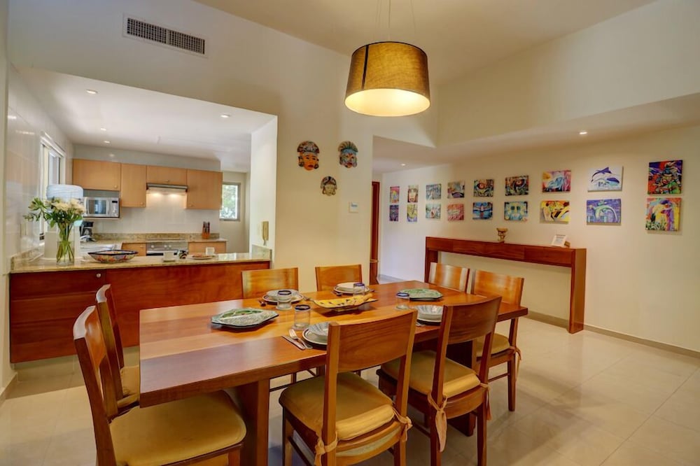 Riviera Maya Suites