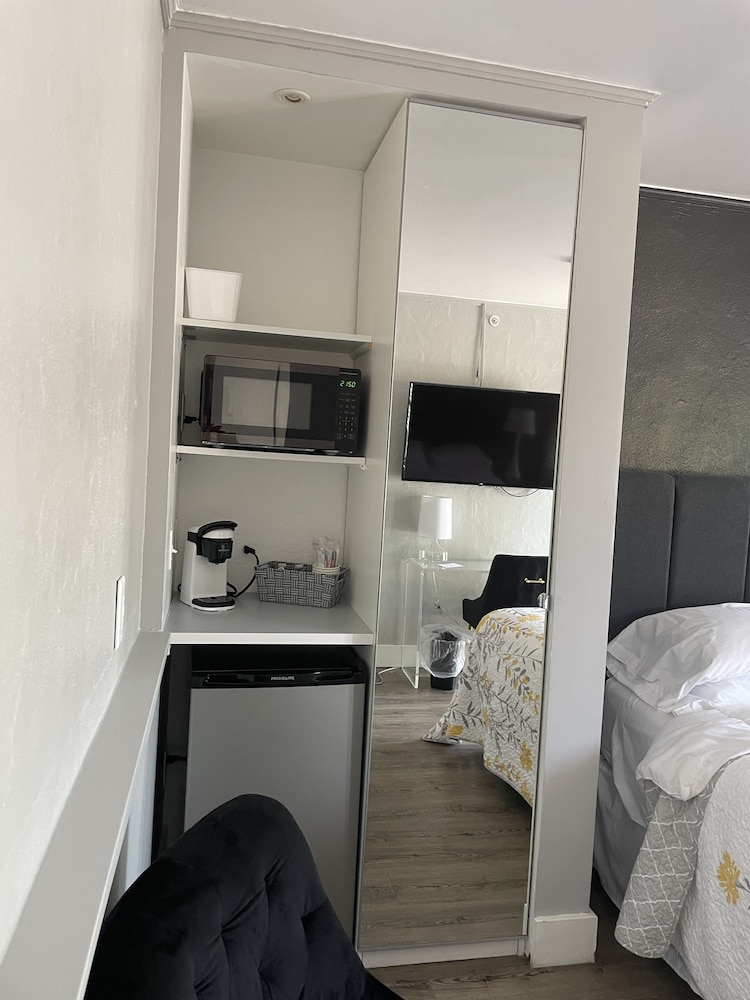 Blue Star Motel - photo 8