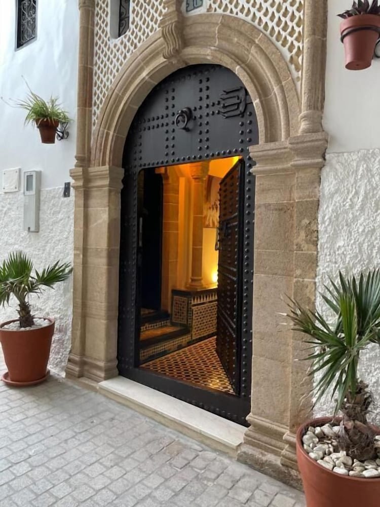 Dar Lalzohra — 4-Star Luxury Hotel in Rabat, Morocco