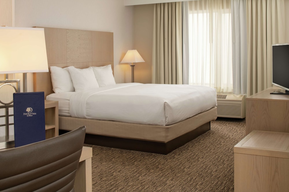 DoubleTree by Hilton Portland Tigard - photo 7