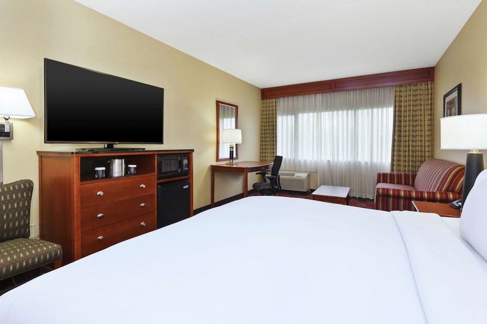 DoubleTree by Hilton Holland - photo 24