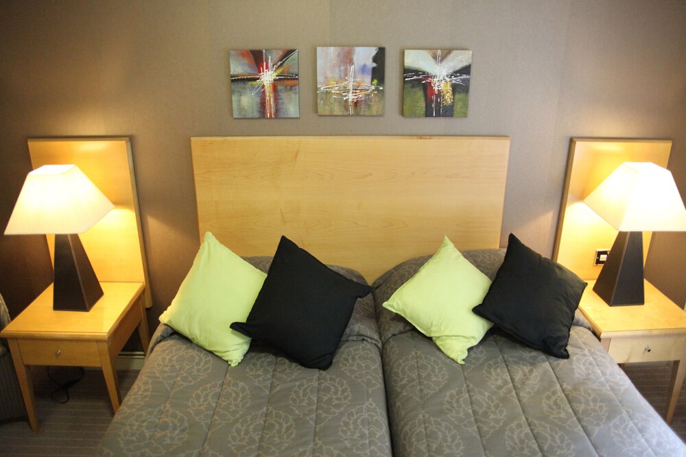 Stradey Park Hotel — Llanelli — photo 4