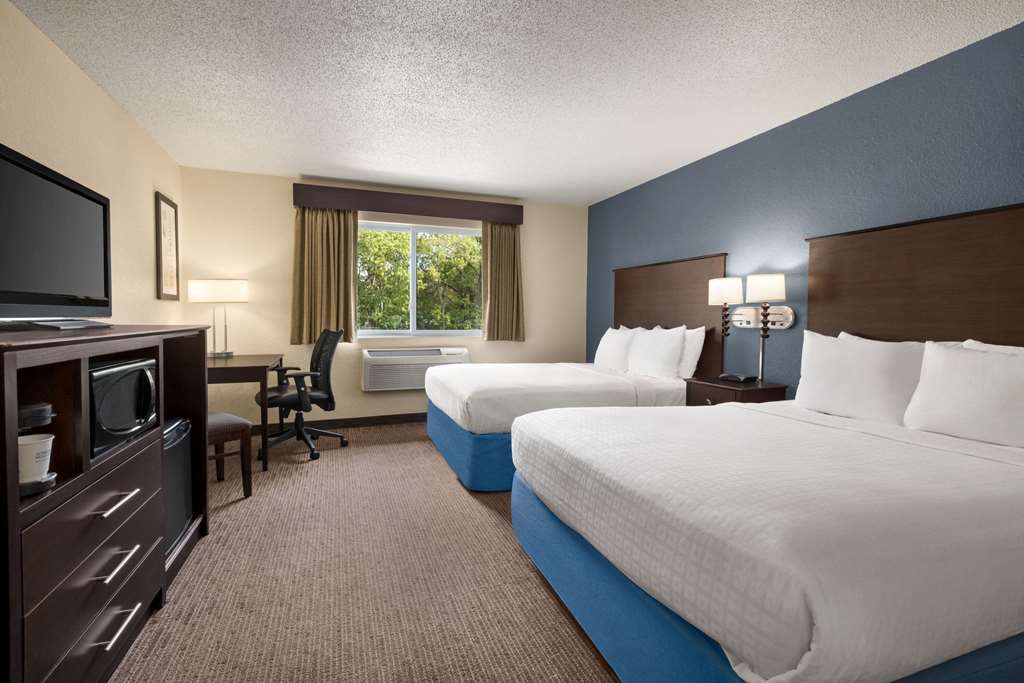 Baymont by Wyndham Owatonna - photo 40