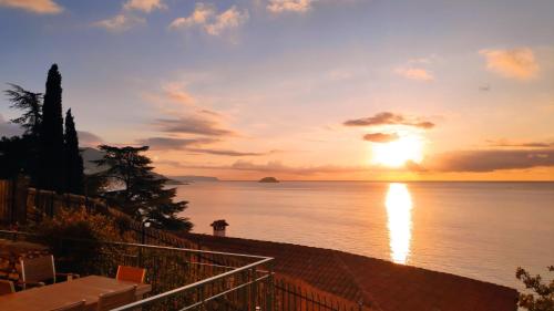 Vista Mare & AC Smeraldo Apartment — Laigueglia — photo 2