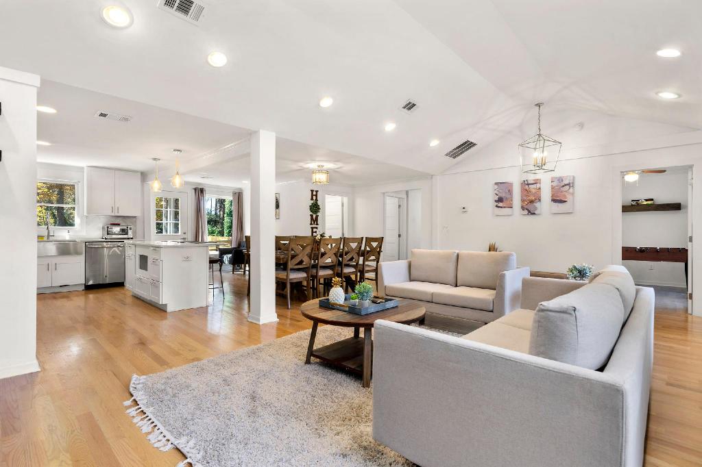 Gorgeous EST Mercedes Stdm 10 min Patio Slps 10 - photo 23