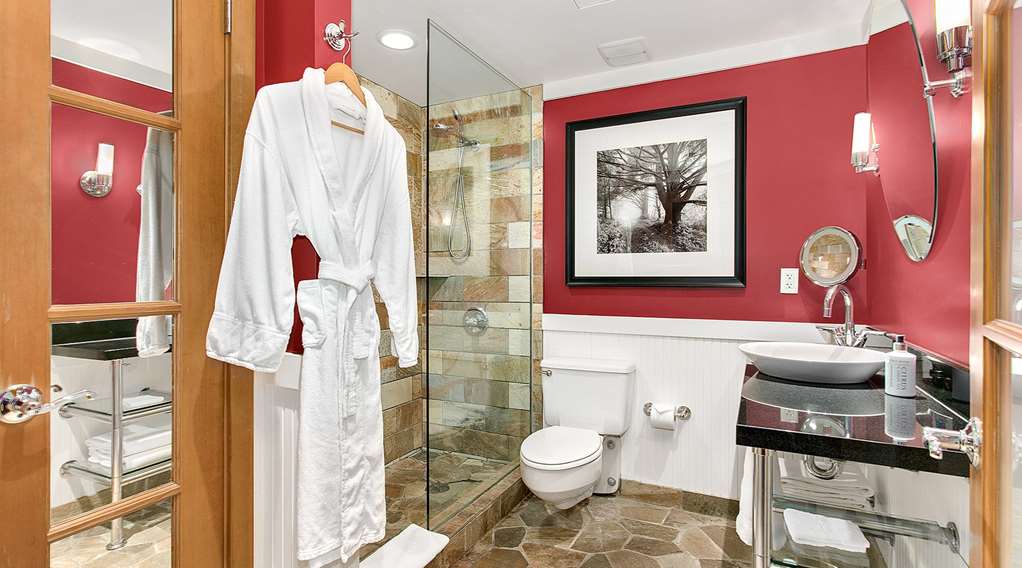 The Edgewater Hotel - photo 57