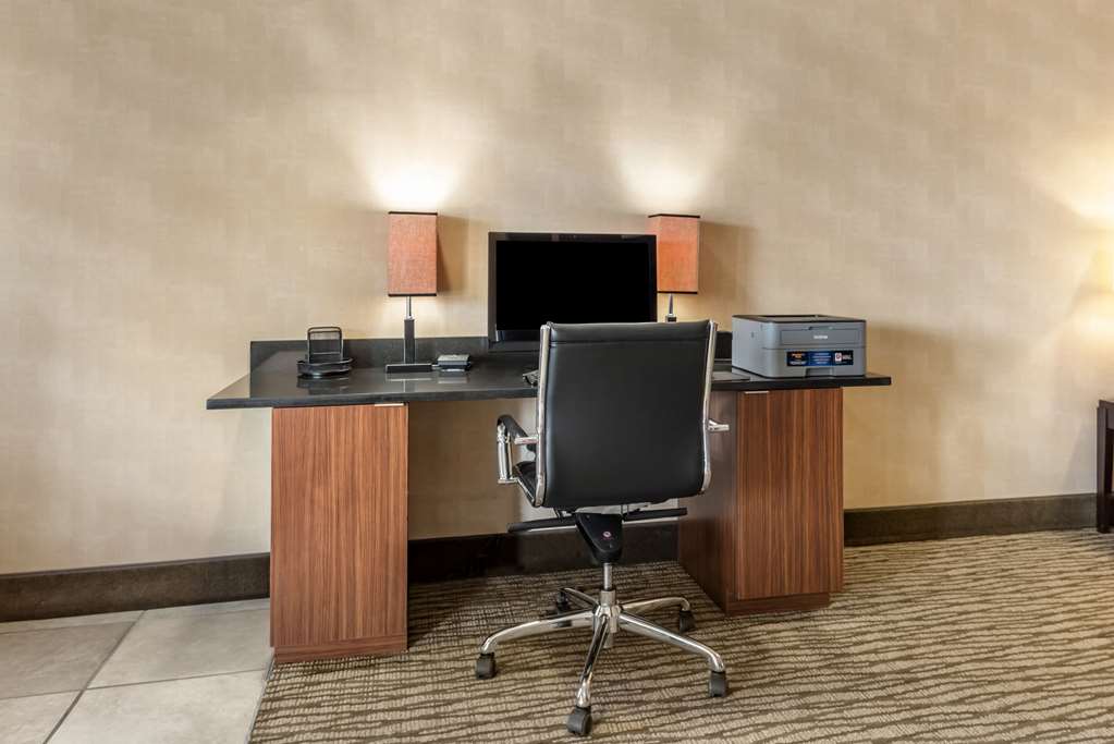 Comfort Inn Augusta - photo 23