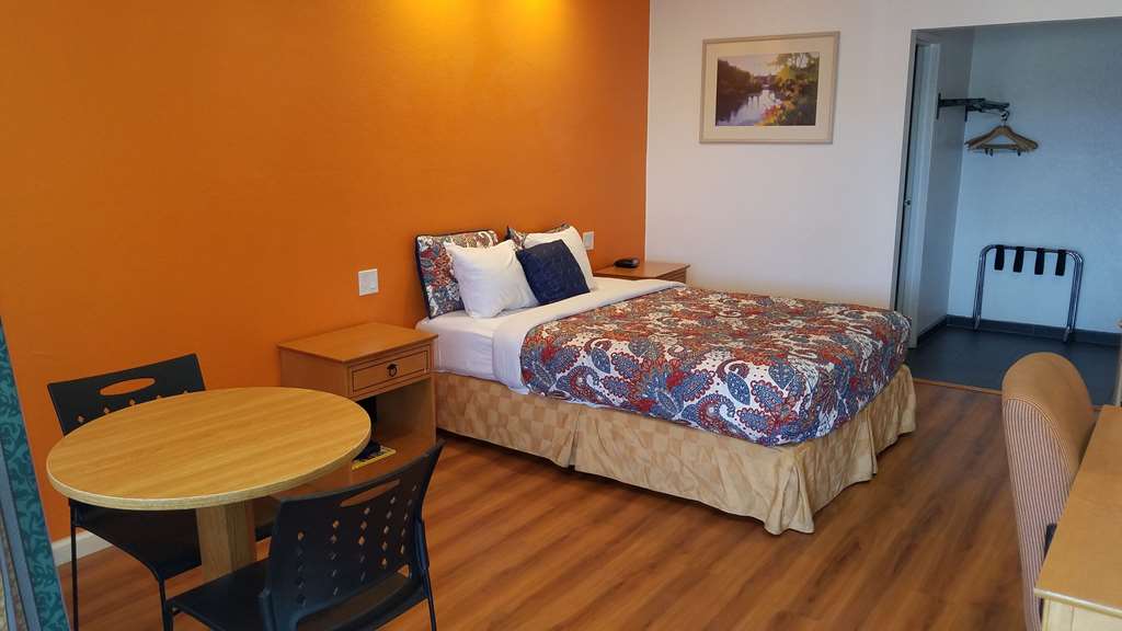 Rodeway Inn Alameda Oakland - photo 4