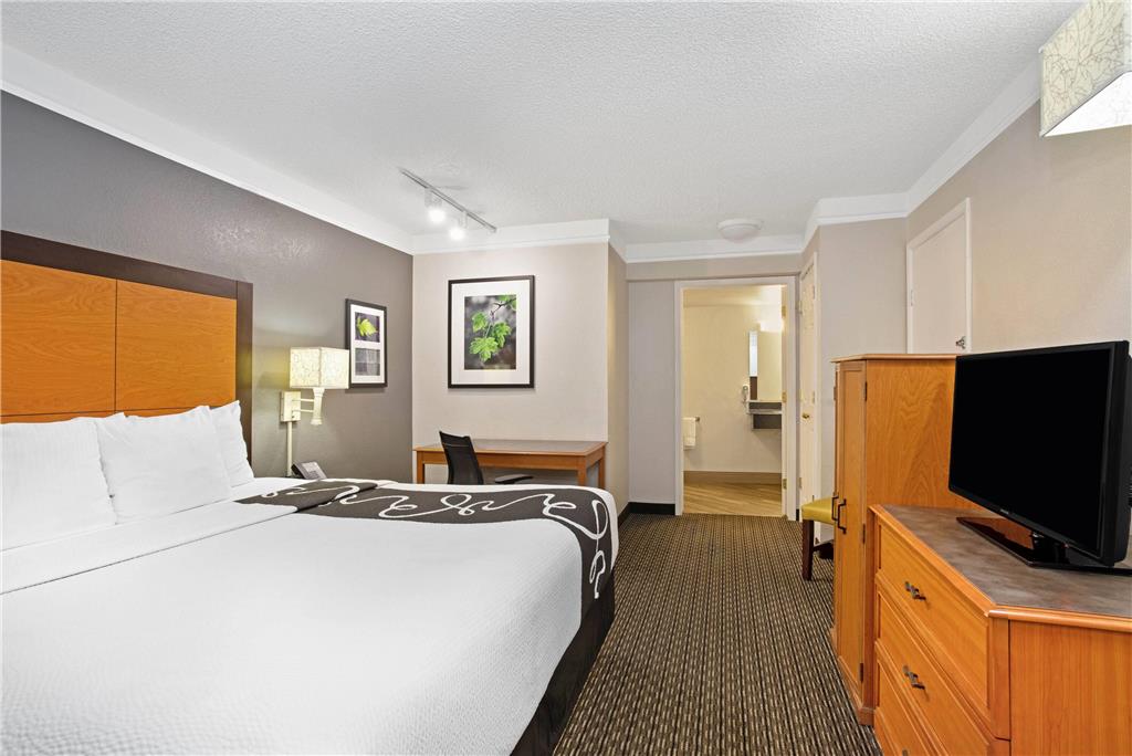 La Quinta Inn by Wyndham Tucson East - photo 16
