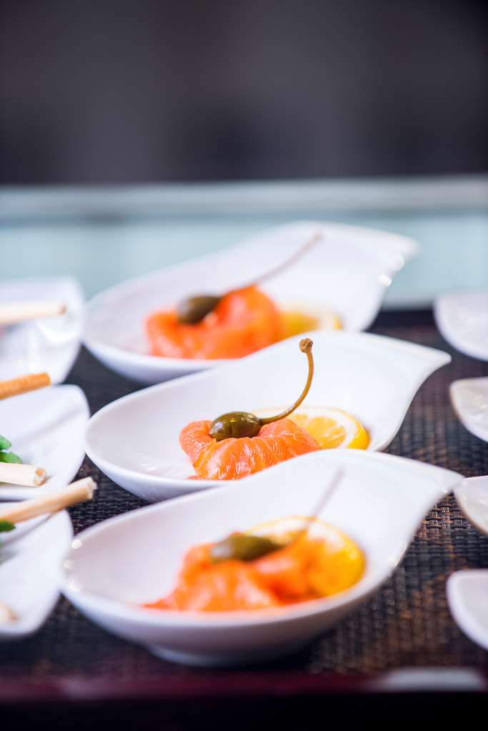 מזון ומשקאות