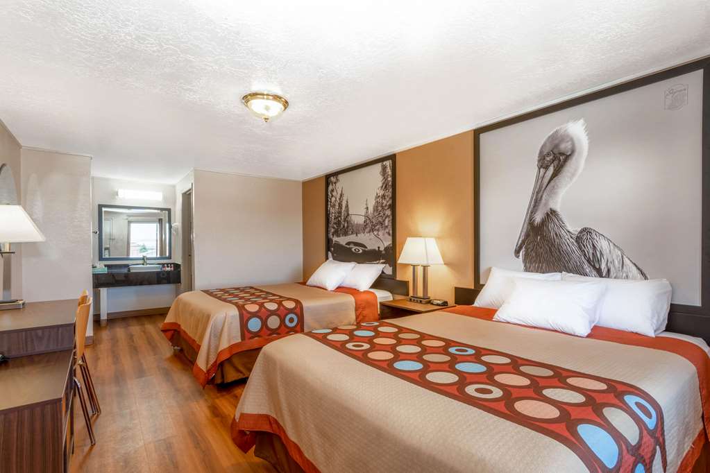 Super 8 by Wyndham Evanston - photo 16