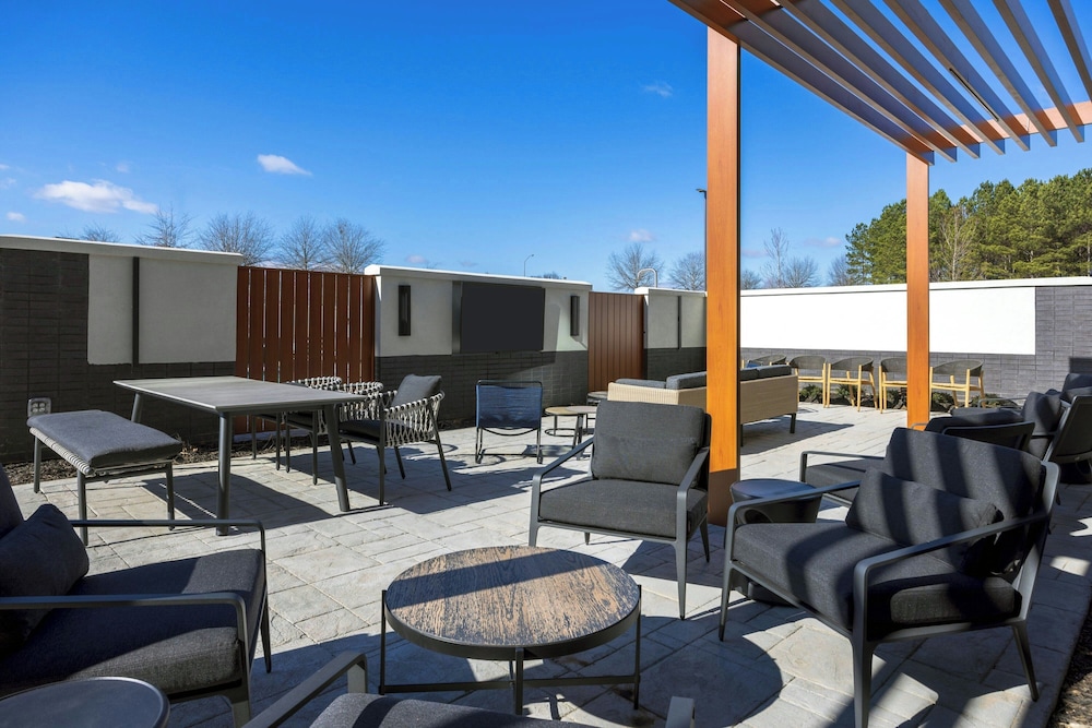 TownePlace Suites by Marriott Canton Riverstone Parkway - photo 37