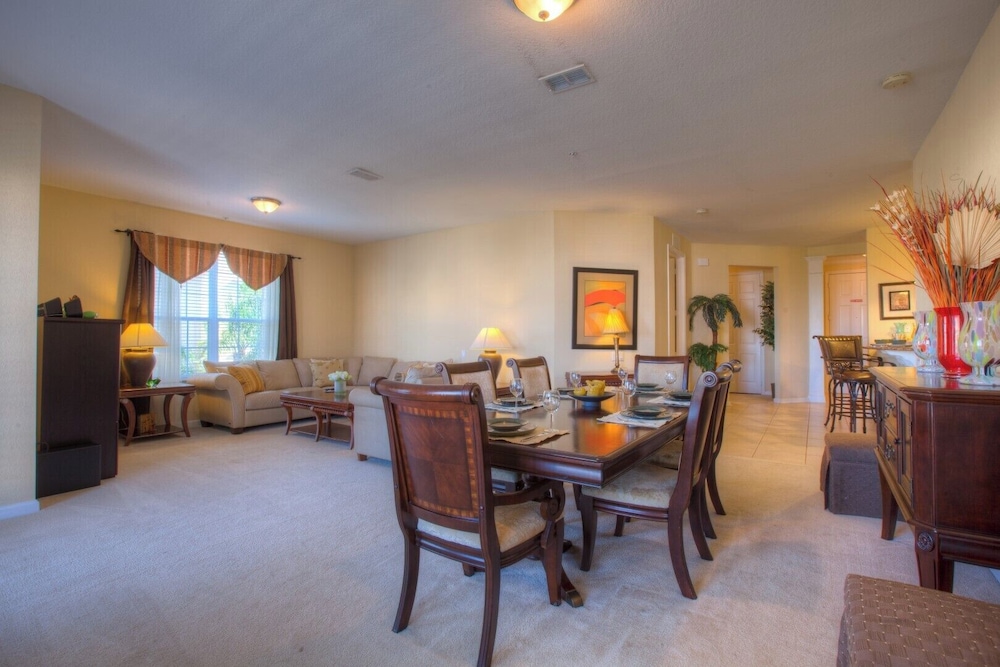 Lovely Third floor Vista Cay Resort Condo - photo 10
