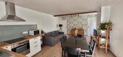 La Louve - carbon neutral hotel in Arbois
