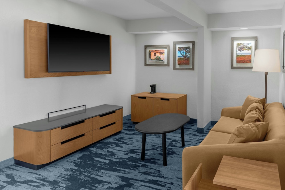 Fairfield Inn & Suites by Marriott San Francisco San Carlos - photo 28