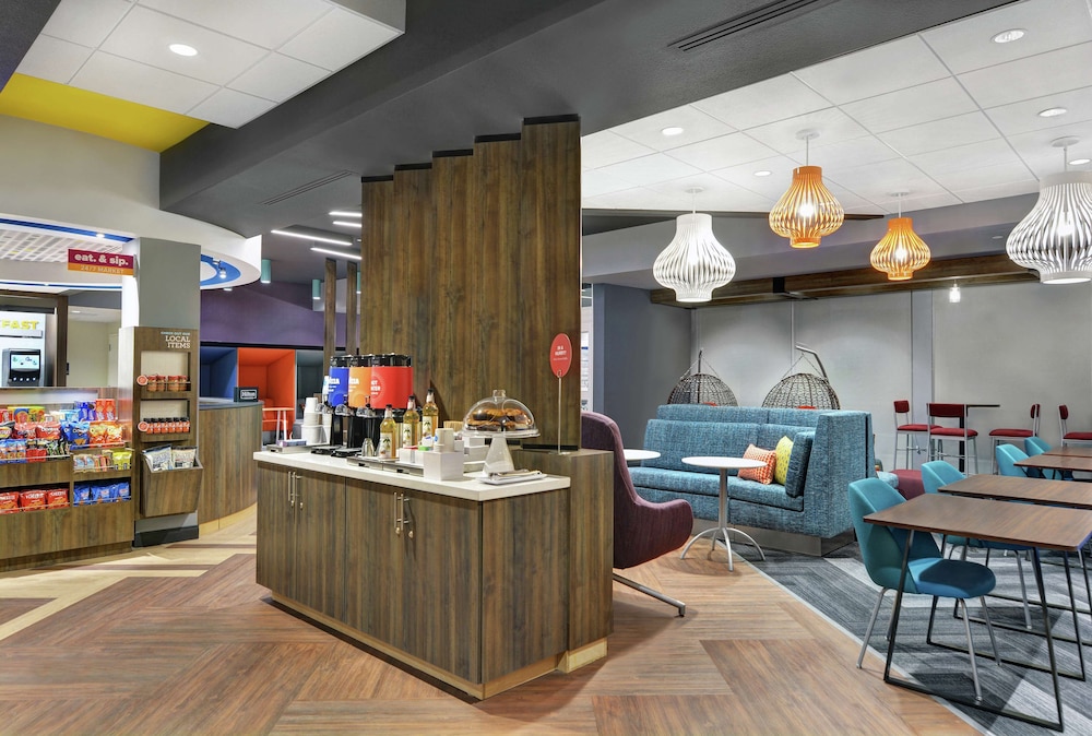 Tru by Hilton Springfield Downtown - photo 3