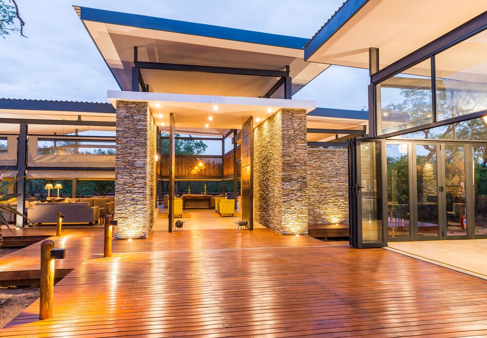 aha Makalali Private Game Lodge — 4-Star Luxury Hotel in Hoedspruit, South Africa