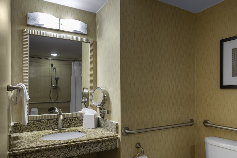 Crowne Plaza Boston Woburn by IHG - photo 8