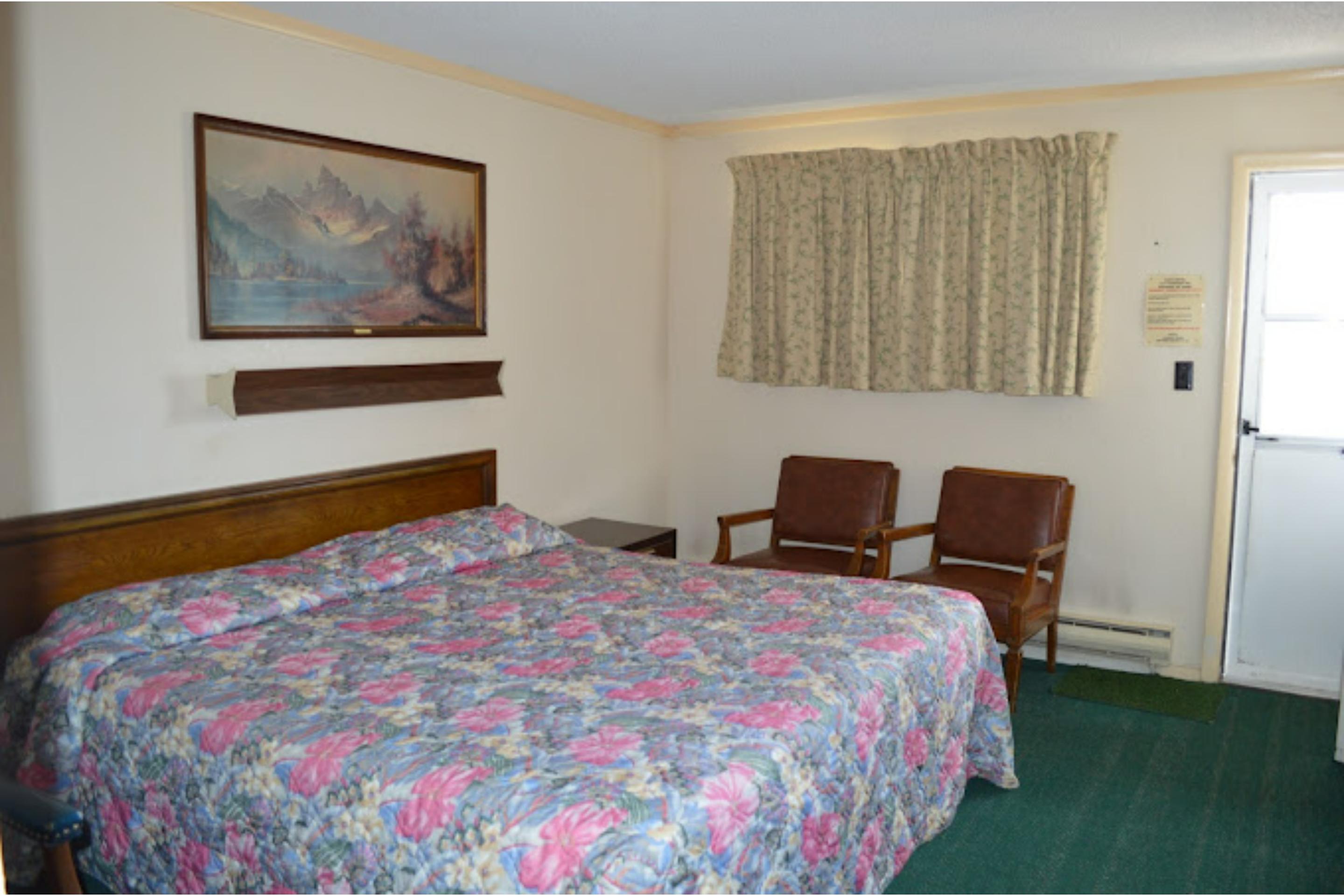 Capri Motel By OYO Elwood Wathena - photo 2