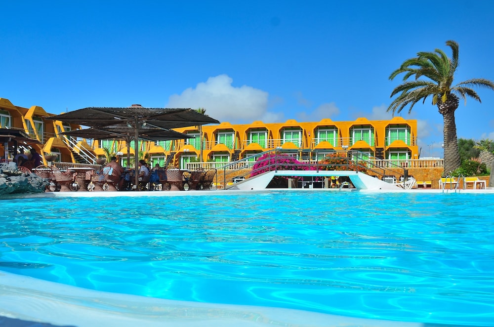 Aparthotel la Piramide - carbon neutral hotel in Antigua