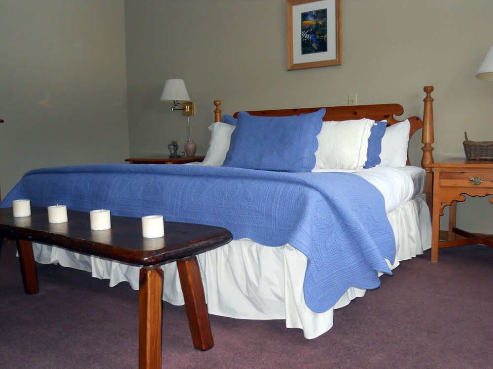 The Inn at Willow Pond - photo 6