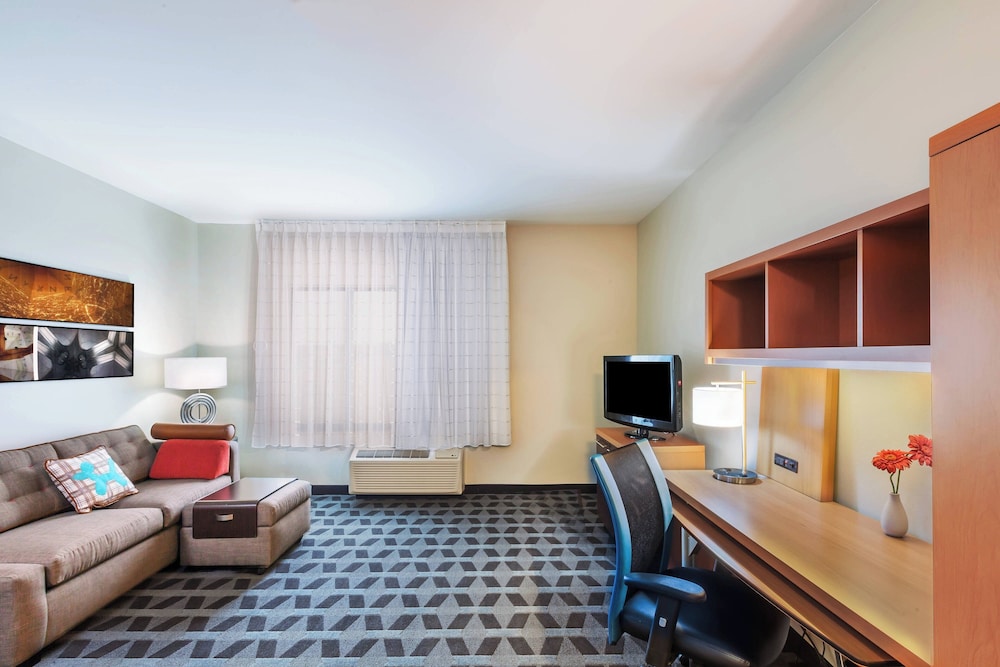 TownePlace Suites by Marriott North Owasso - photo 12