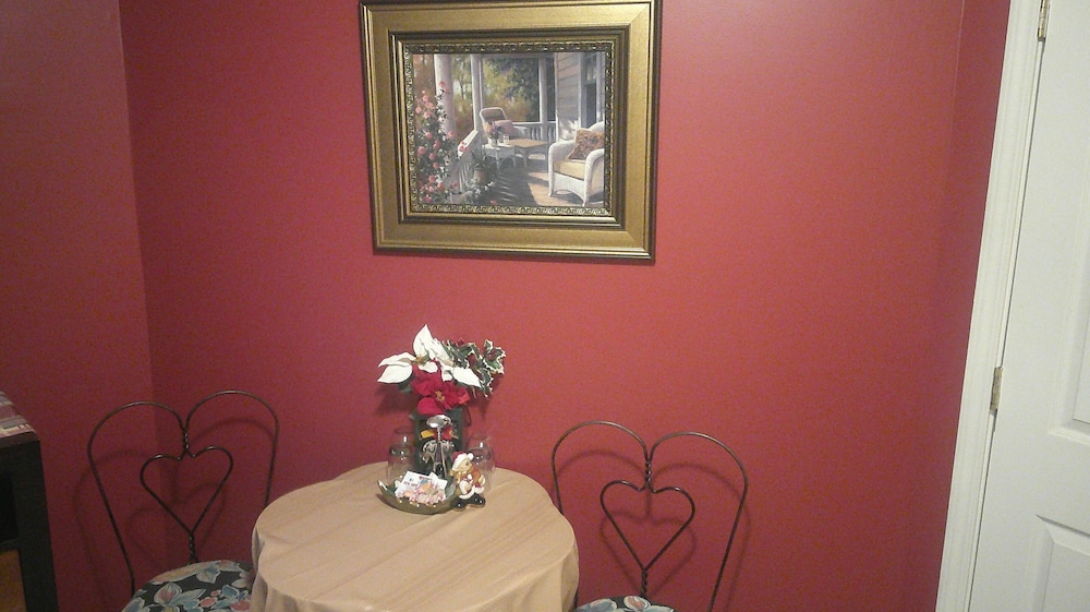 Lil Black Bear Inn - photo 60