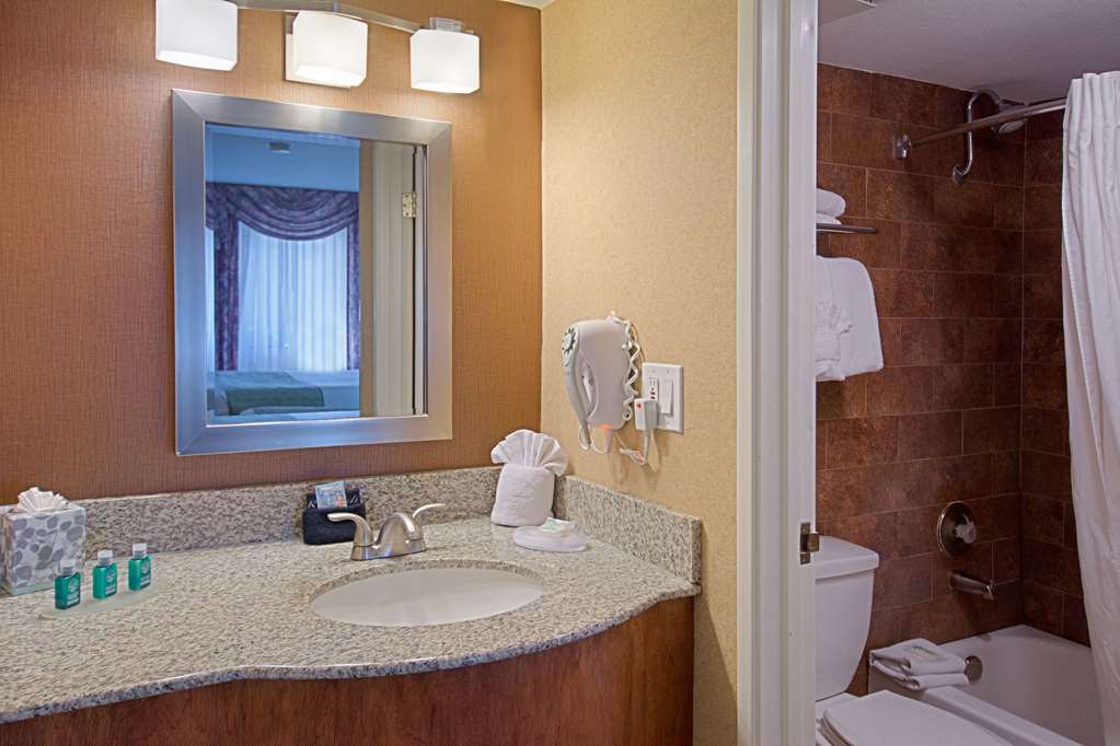 Best Western Yuma Mall Hotel & Suites - photo 28