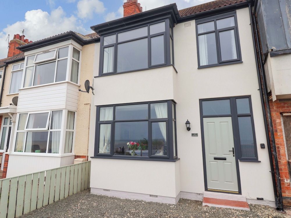 Sea View House — 4-Star Luxury Hotel in Hornsea, United Kingdom
